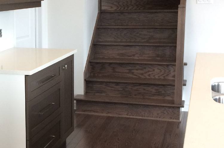 Escalier propre et sans poussière après le nettoyage MCDR